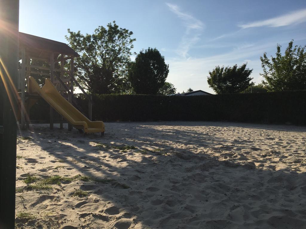 Camping Caravaning Les Cerisiers Berck Sur Mer Verton Εξωτερικό φωτογραφία