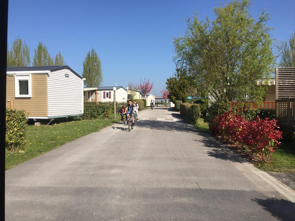 Camping Caravaning Les Cerisiers Berck Sur Mer Verton Εξωτερικό φωτογραφία